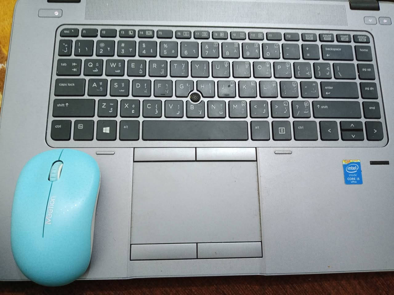 حاسبه HP
جيل الخامس 
ذاكره 8
مساحه التخزين 224
هارد SSD
Windows10
وياها 
شاحنته 
وماوس 
وجنطه 
للبيع سعره 225وبيه مجال


**إذا كنت صاحب هذا الإعلان وتريد حذفه لأي سبب، رجاءا أرسل رسالة إلى الدعم الفني**