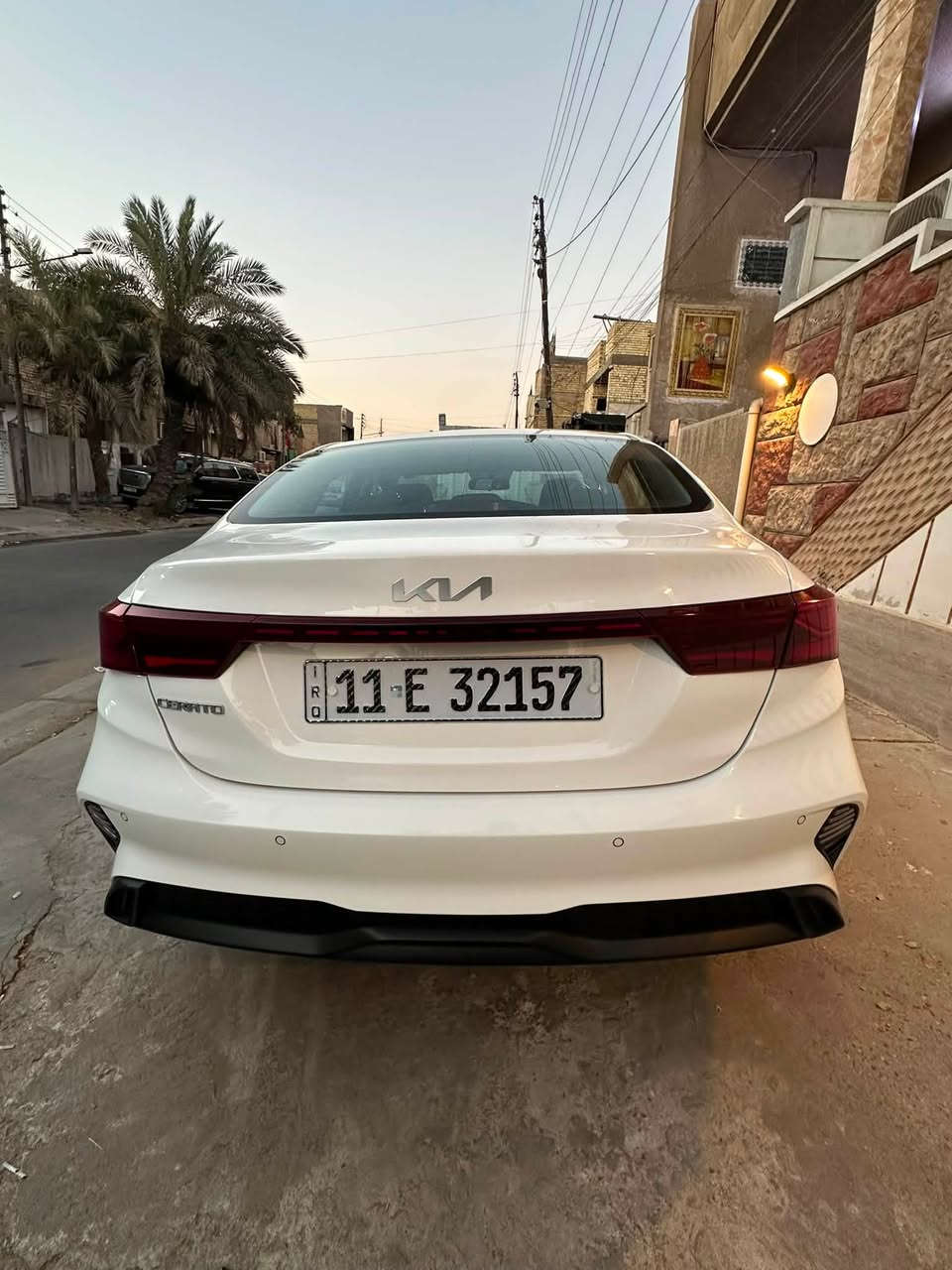 السلام عليكم كيا سيراتو خليجي موديل 2024كوري اصلي مكينه 2000السياره مكفوله كفاله عامه من البارد والصبغ والتبديل سياره جديده بل كارتون بعدهاا بلزكات الشركه باسمي ماخذها زيرو على يدي مواصفاته مكينه 2000دوش حساسات فول تحكم كشنات جلد لد امامي خلفي سياره جديده اسبير منازل كتلوكاتها اسويجها الثاني ممستخدم مكان السياره بغداد الامين السعر 167بيها مجال قليل الهاتف ***********
