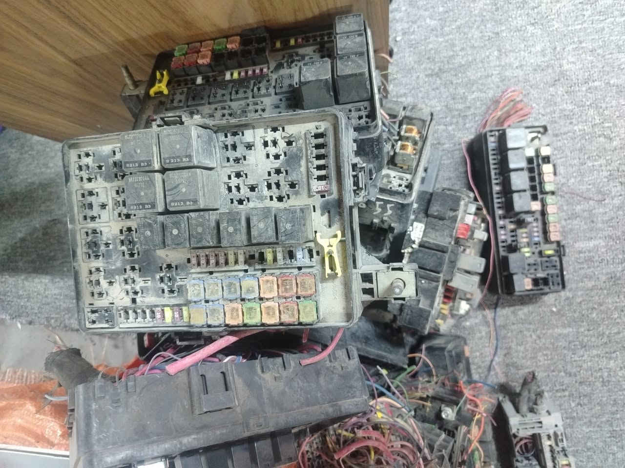 السلام عليكم ورحمة الله وبركاتة مساء الخير تم بعون الله تعالى وصول قواعد فيوزات داخله وخارجية
جيب دورنكو
جيب رانكد
جيب شيروكي
ماليبو
كروز
امبالا
فورد فيوجن
فورد موستنك
كمارو
جارجر
دوج كرفان
فورد f150
فورد تورس
فورد اكسبلور
فورد سكيب
جميع الموديلات العنوان أربيل توصيل كل المحافظات الاستفسار وات ساب *********** ارخص الأسعار نتمنا لكم التوفيق والنجاح الدائم
