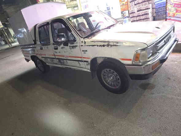 السلام عليكم 
بيك اب موديل ٨٩ تويوتا رقم نينوى 12
شرط تدفئه وتبريد شغال وشرط المكينه والكير 
السعر ٧٤ $ وشرط التحويل والسنويه ٢٠٢٥ جديد
***********
