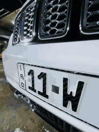 السلام عليكم جيب شيروكي اوفر 2018لاند جكات السياره فول مواصفات عل أخير خليجيه كفاله عامه عدا بيها بارد السياره صدر جديد جكات شغاله كامله مكينه مكفوله وكير مكفول السياره خير من الله مال جناي للاستفسار الاتصال *********** وتدللون
