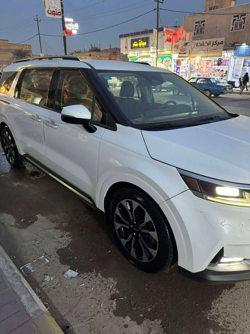 السلام عليكم كرنفال موديل 22 فول بصمه بردات  ثلاجه صندوق كهربائي أبواب كهرباء ويل كروم بلاجكتور لد خلفي كامل متصل كشنات جلد كهرباء تتفئه تبريد تبريد لمس رادار امامي وخلفي اشاره ترحيب شحن لاسلكي 
ضرر بنيد تبديل اصلي بدون عابر 
رقم بغداد اجره تحويل مباشر 
خط سماوه كربلاء 
مكان سماوه 
 
السعر 285 

 *********** اتصل غير موجود ع خاص
