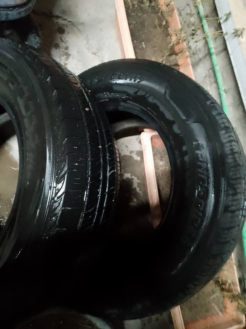 السلام عليكم
زوج تاير مستعمل نضافه 80٪
حجم التاير 17
تاير R17 /65/265 
صناعه تايلندي. zetum غنيه عن التعريف 
فئه 
Land spider
عنواني  فلسطين حي المهندسين 
***********
