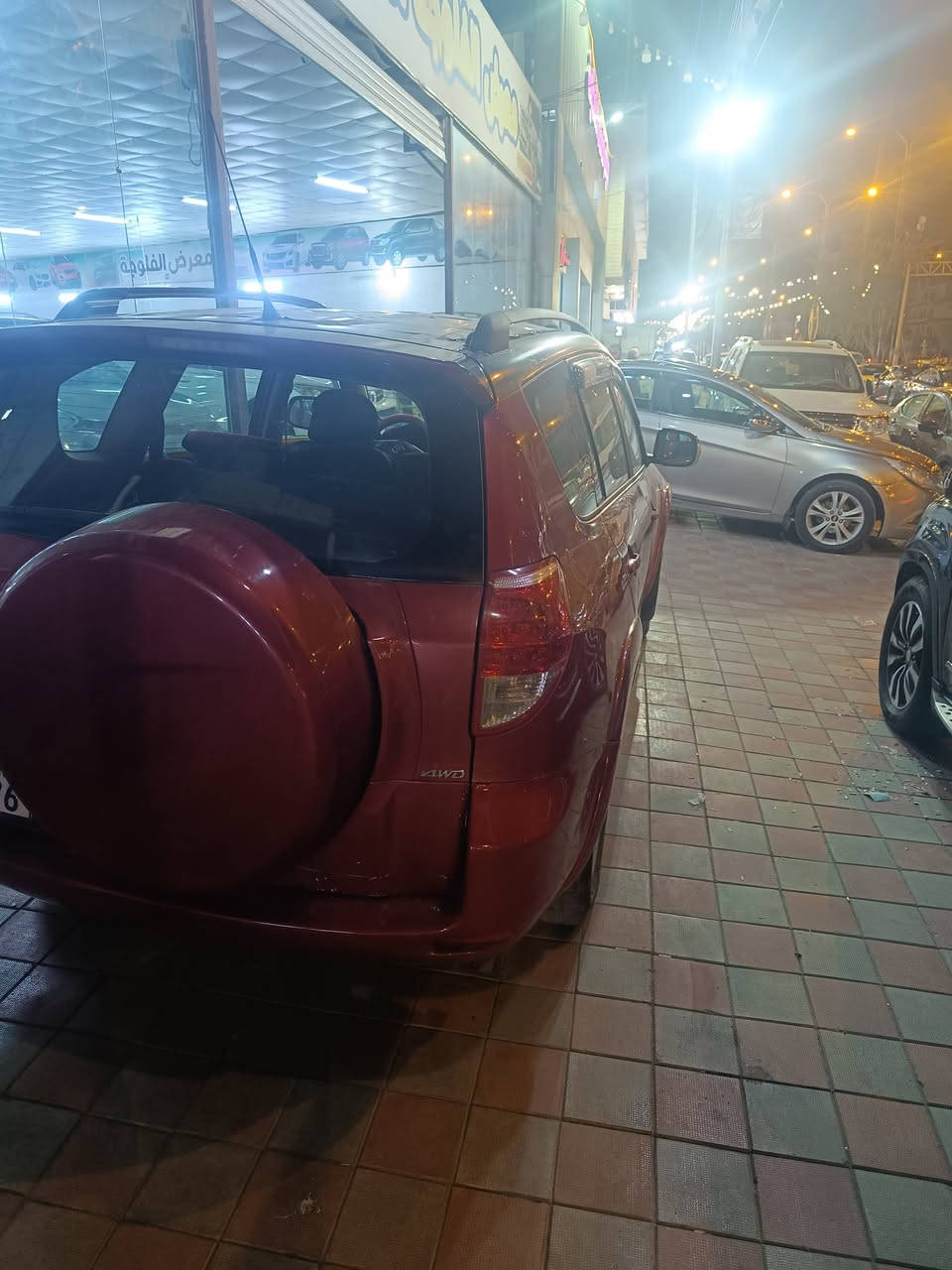 راف فور 2007 خليجي السيارة جاهزة كير محرك جديد تبريد بشرط نظيفه السيارة بيها صبغ قطعتين جاملغ ايمن و بنيد و شبر بالصندوق اثر جراد 
بيها جراد بالقمارة و مغلفها فابلون 

السعر ب 98 و بيها مجال قليل مكان السيارة الفلوجة 

رقم الهاتف ***********
