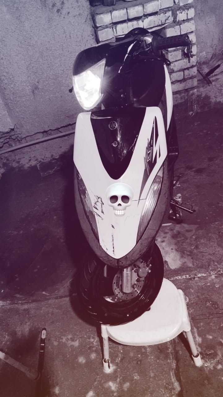 السلام عليكم دراجة للبيع ماكس عدلة الدراجة كلهة بلادية وكلهة شغالة  ما بيهة اي نقص تجي وتفحص بيدك كابريتر بلادي سلف بلادي كلهة بلادية الدراجة سلف هندر كلهة شغال وشرط اذا مو المكينة خرسة  المكان الشعب. السعر (٦٠٠)وبيهة مجال حك الجية الرقم*********** متواجد علة الفيس واتساب ورقم
