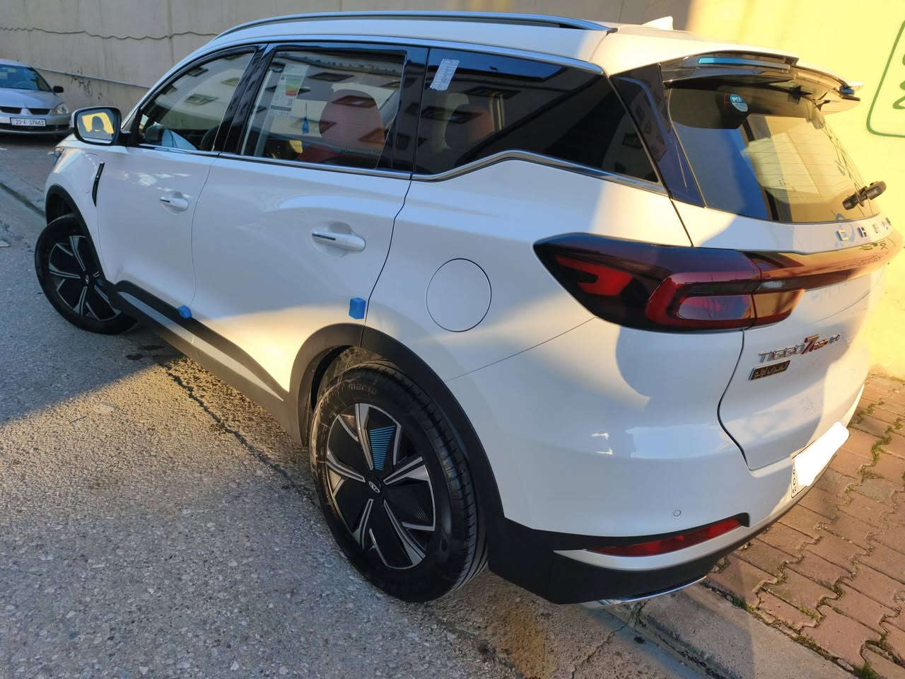 السلام عليكم شيري تيجو 7 برو بلك إن هايبرد
موديل 2024 لون ابيض رقم اربيل حره 
ماشيه 2500 فقط
ضمان شركه السراب 
السعر 195 
المكان اربيل 
***********
