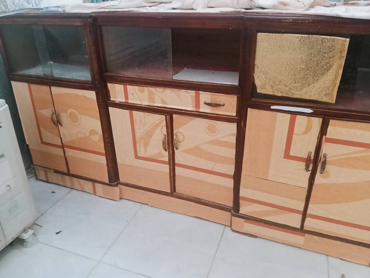 السلام عليكم أغراض للبيع بسعر مناسب اي ليردهن خاص الاتصال على الرقم ‏‪***********‬‏
