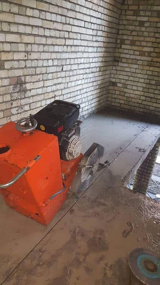 مكتب سجاد اللامي  لقص وتثقيب الكونكريت المسلح افقي وعامودي بأحدث الآليات وبدون اي اهتزاز ----------------------------------⚡️- ماكنة قطع الكونكريت (الكتر)⚡️-️ جهاز الكور  ⚡️- فتحات المناور ⚡️- فتحات في الجدار⚡️-️ قص السقف الكونكريت⚡️-️ فتحات المصاعد الكهربائية ⚡️-️ فتحات  التكيف ⚡️-️ عمل جوينات في الصب⚡️-️ تثقيب الجسور الكونكريتية ⚡️- تفليش البيوت والمباني القديمة جاهزون للعمل في جميع المحافظات ودوائر الدوله والبيوت السكنيه -------------------------------📞 للاستفسار الاتصال على الواتساب   🔸️ ‭0772 559 2744‬
***********
