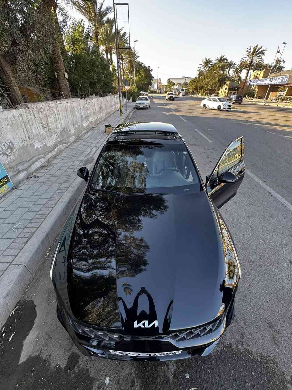 K5 أمريكي Gt 2023
سياره فول مواصفات 
محرك 2500 توربو🚀🔥
بانوراما 
قطعتين تبريد
شاحن لاسلكي
ثلاث وضعيات قياده
كاميرات 360
رادارات امامي وخلفي وجانبي
كشنات ميموري
كشنات كهرباء 
تدفئة وتبريد كشنات
قياده ذاتيه 
تحكم ذاتي للمقود
شفتات رياضي 
كشنات رياضي 
دبل كزوز 
حساسات امامي وخلفي
مرءاة شفط 
وكثير من المواصفات المعروفه لل Gt 
طختها جانبيه شخط في جهة اليسرا مبدل جاملغ الأمامي الأيسر بلادي والجاملغ الخلفي نصه مصبوغ 
بيها ملاحضات بسيطه يرادلها بارد 
سعرها مناسب جداً مال بياع 
175 وبيها مجال 
العنوان شارع فلسطين 
للتواصل ***********
