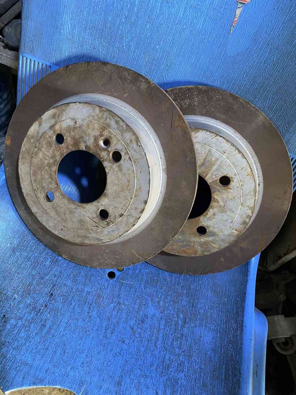 فلنجات خلفيه اكسنت 2012-2018
جديد وكاله غير مستخدم
سعر الزوج : 80 الف 
العنوان : البصره
***********
