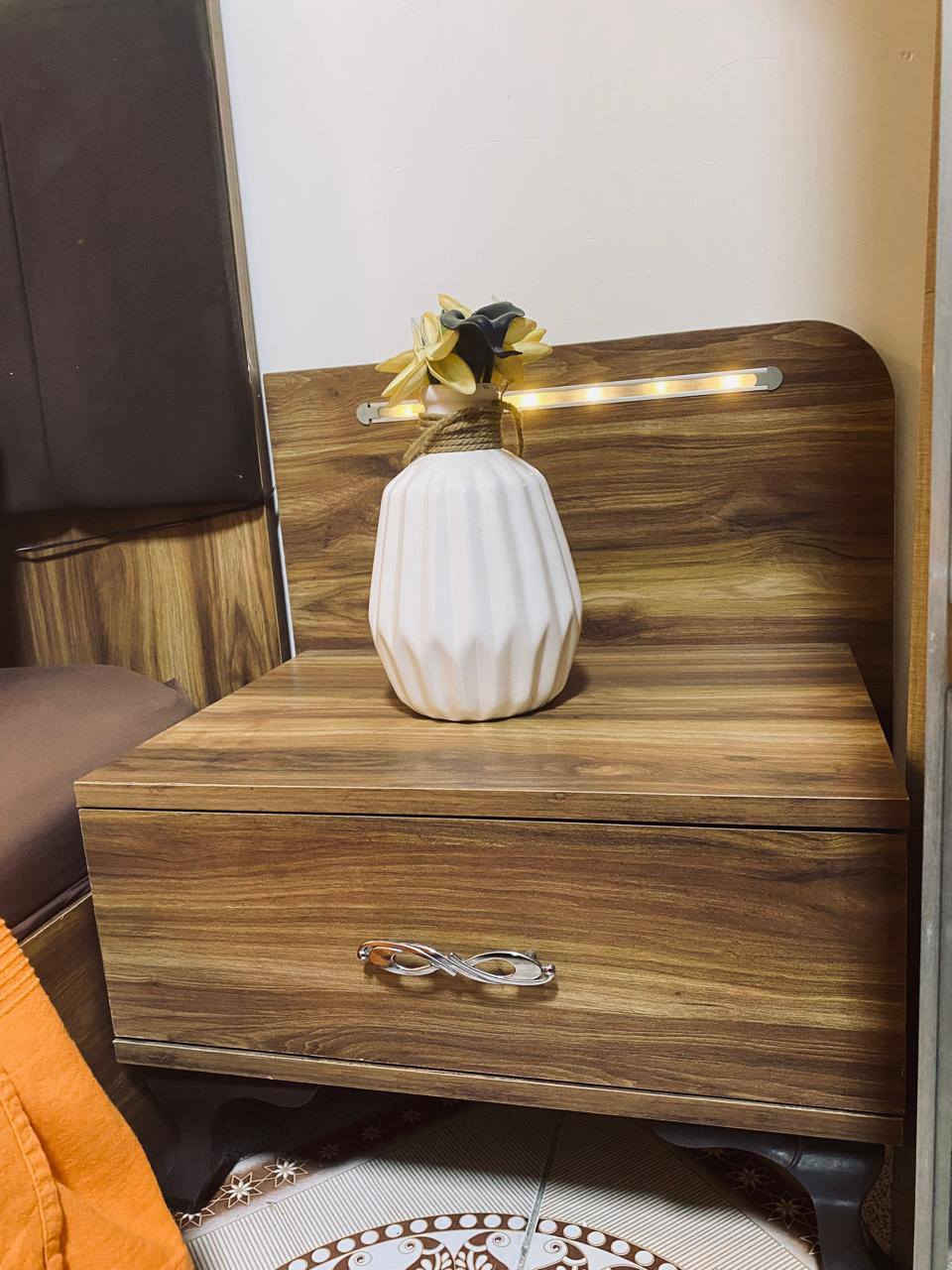 غرفه 5 قطع ب400
نظيفه 💯 💯


**إذا كنت صاحب هذا الإعلان وتريد حذفه لأي سبب، رجاءا أرسل رسالة إلى الدعم الفني**