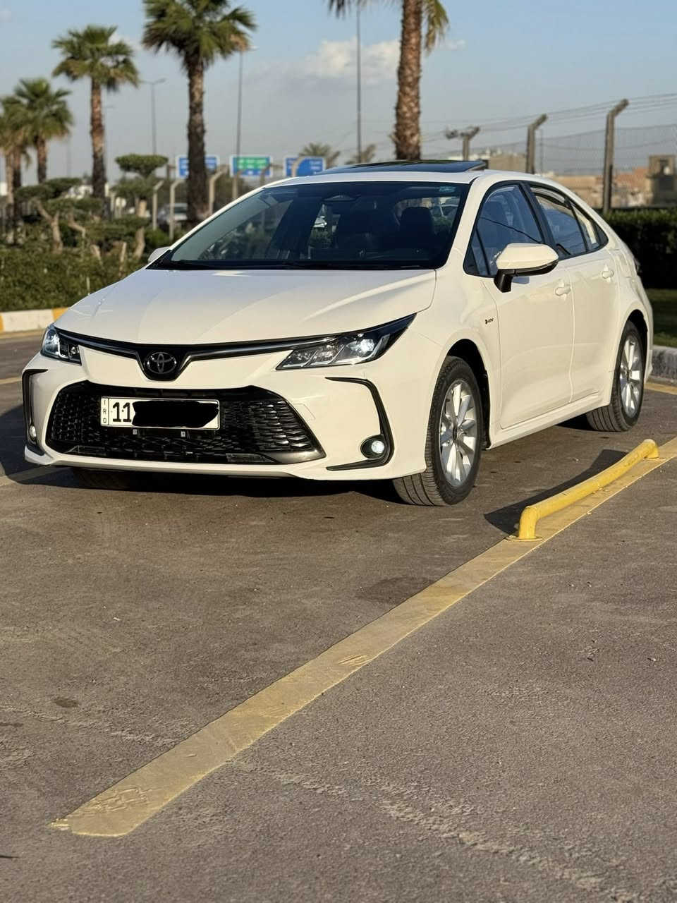 كورلا 2024  هايبرد شكل الخليجي
مكفوله كفاله عامه من من الصبغ و البارد و التبديل    
 رقم بغداد بسمي 

فول مواصفات 
البصمه تشغيل وبصمه أبواب 
كشن جلد وكهرباء 
فتحه سقف  اوتو هولد 
سايد بريك بصمه 
انضمه قياده نورمال -ايكو - سبورت 
شاشه ديجيتال  شاشه اعطال 
جام أربعه اوتو مثبت سرعه 
تحديد مسار رادار امامي 
القياده الاليه 
سياره جديده بعده بحاله الشركه 

السعر 145  
الرقم ***********
العنوان بغداد الغزالية
