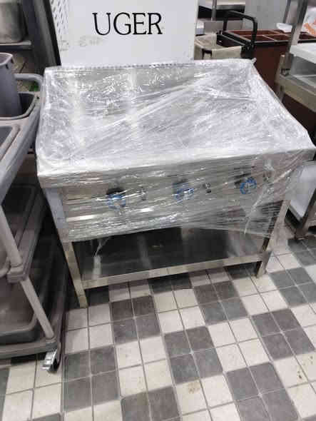 سلام عليكم تجهيزات كافت الغراض مطاعم البيع والشراء بسعار تنافسيه مكاني نجف بل كوفه شارع المعمل مقابل مجمع المختار السكني معرض ماهر حنتوش ولاده الستفسار ***********
