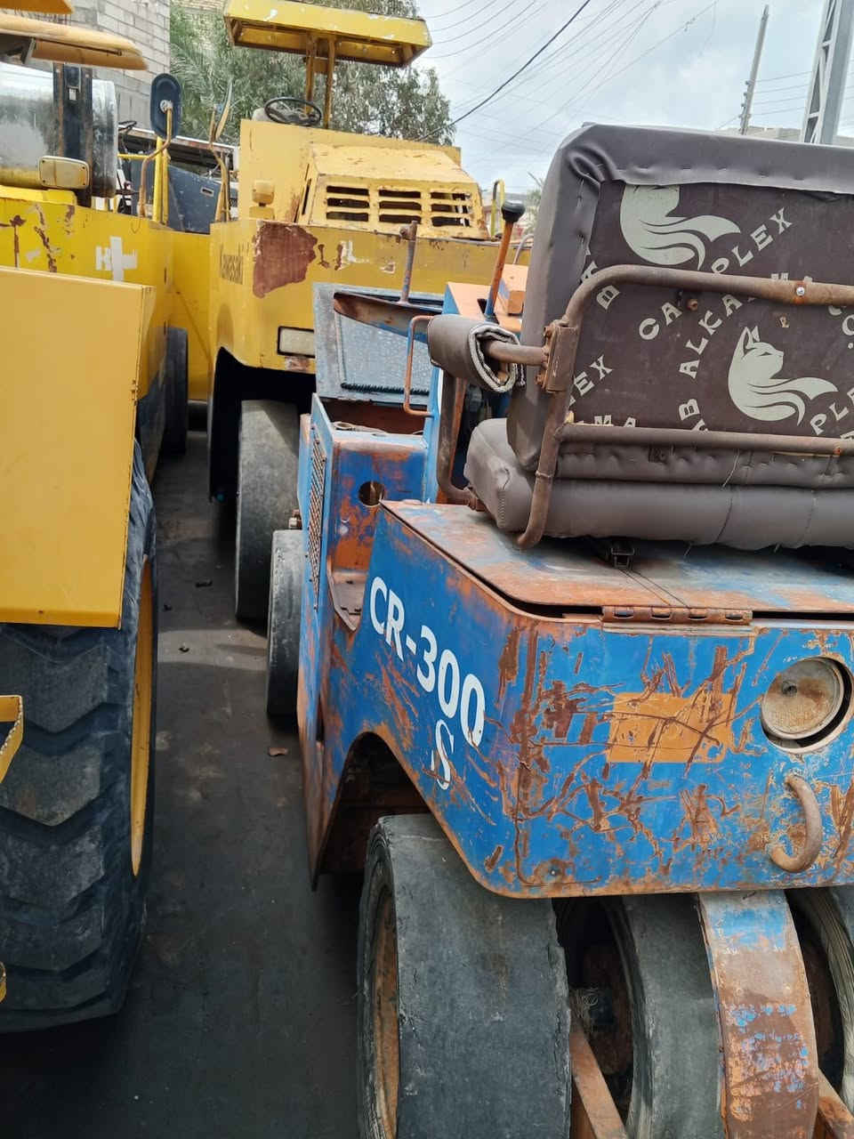 حادله صغيره لبيع جاهزات لشقل رقم صاحب الحادله *********** او ***********
