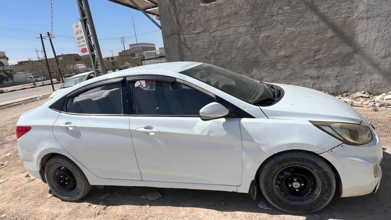 سلام عليكم اكسنت موديل 12 مشروع وطني العنوان النجف  سنويه ما ساقطه سعر 80وبي مجال الاتصال عله الرقم ***********
