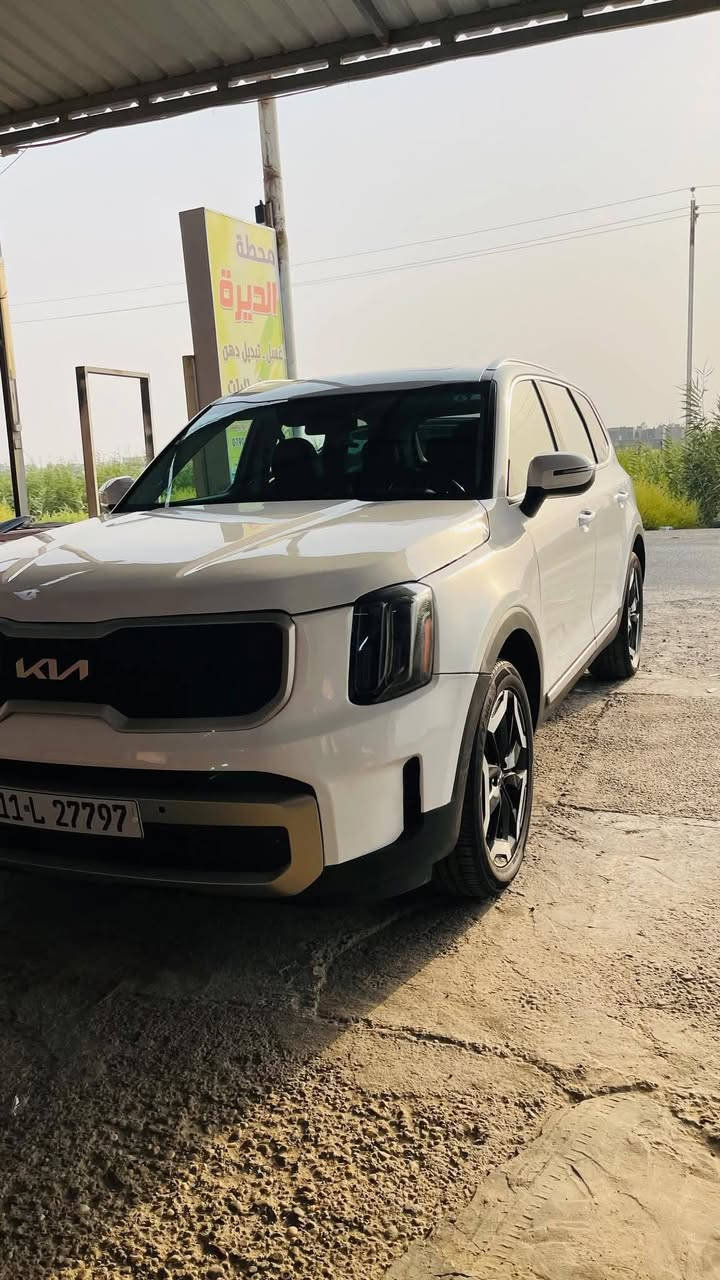 كيا تيلورايد 2023 وارد امريكا 
  حجم المكينه:  3800  V6 فول مواصفات 1/1
#المواصفات

رادار تحديد مسار
رادارات 360
فور ويل 
اوتو ستوب
 حساسات خلفي امامي
اوتو هولد 
 اشاير بالمري 
 نظام ايكو 
 هيترات بالكشنات حار 
7 راكب
.كشافات vip
 جاهزه مرقم بغداد بسمي
#السعر :265 مع مجال 
مكان السياره  بغداد 
صور الحادث بالمنشور .. 
***********
