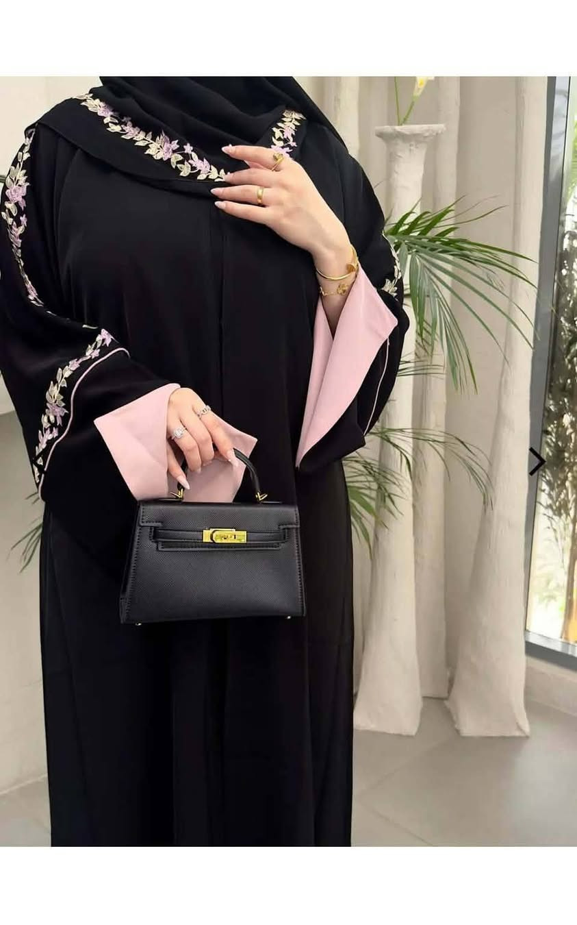 عباي تطريز + شالها  ب55 الف
قماش كويتي ✔️ 
خامة حبر الفرسان 
صُنعت خصيصاً لكِ لتناسب أناقتك 
مقاسات 1~2~3~4~5~6 
من وزن 50 لغاية 100 يوجد خدمة توصيل لجميع محافظات العراق


**إذا كنت صاحب هذا الإعلان وتريد حذفه لأي سبب، رجاءا أرسل رسالة إلى الدعم الفني**