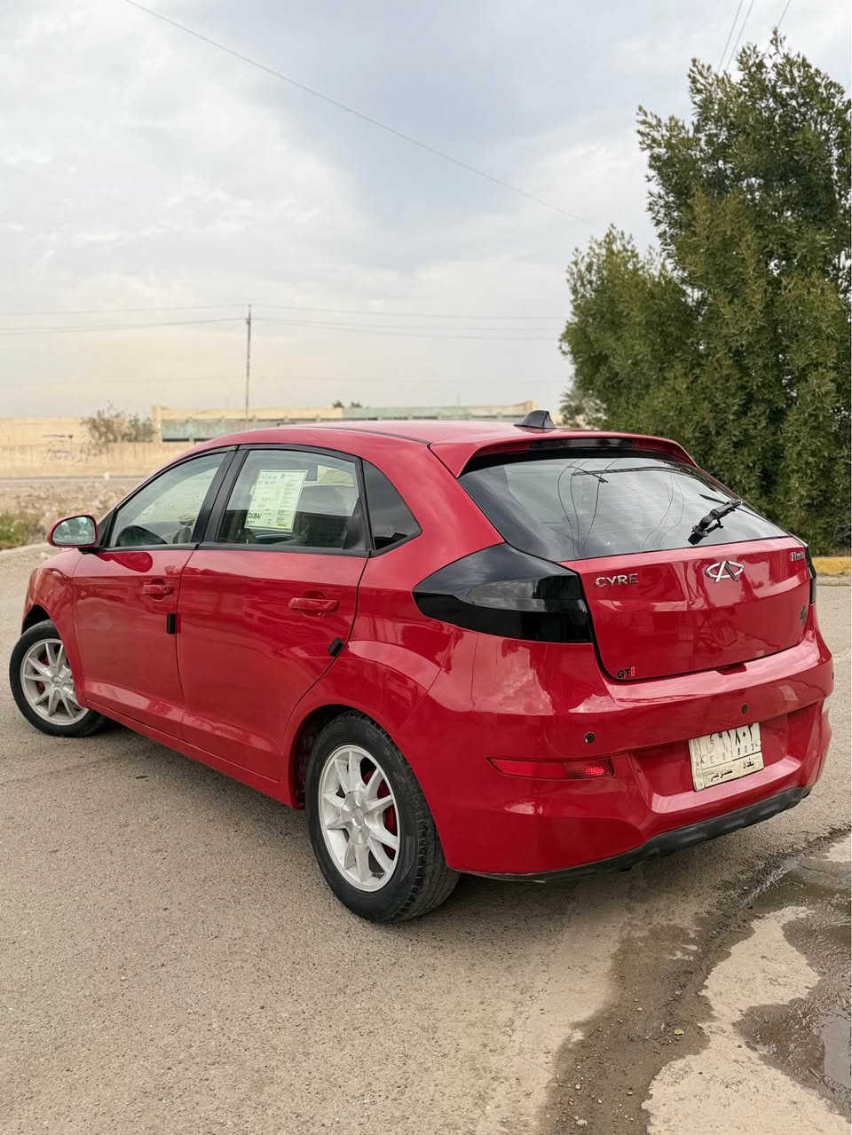 السلام عليكم 
شيري فلاوين 2013 
كير ومكينه خير من الله 
صدر امامي خلفي جديد 
تبريد ثلج ❄️ 
كهربائيات كلها شغاله 
السياره جديده بمعنه الكلام وبدون اي نقص وبل عافيه عل ياخذها 
مكاني بغداد حي العامل 

‭٠٧٧٧ ٦٧١ ٤٠٧١‬
السعر ٣٩ وبيها مجال بغداد, العراق
