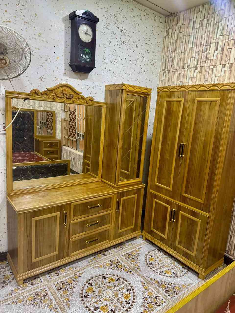 غرفة نوم تفصال خشب بلوك  
سعر والتفاصيل عالرقم *********** بي واتساب 
مكاني كركوك
