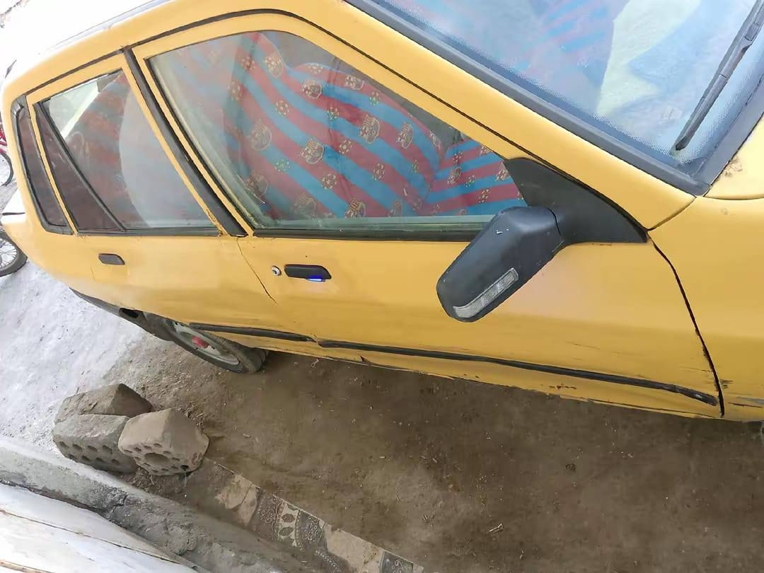 السلام عليكم سايبه موديل 13 مصفره من كلشي سعر 20 وبيهه مجال مداور ثاني يوم تفاصيل تصال ع رقم ***********
