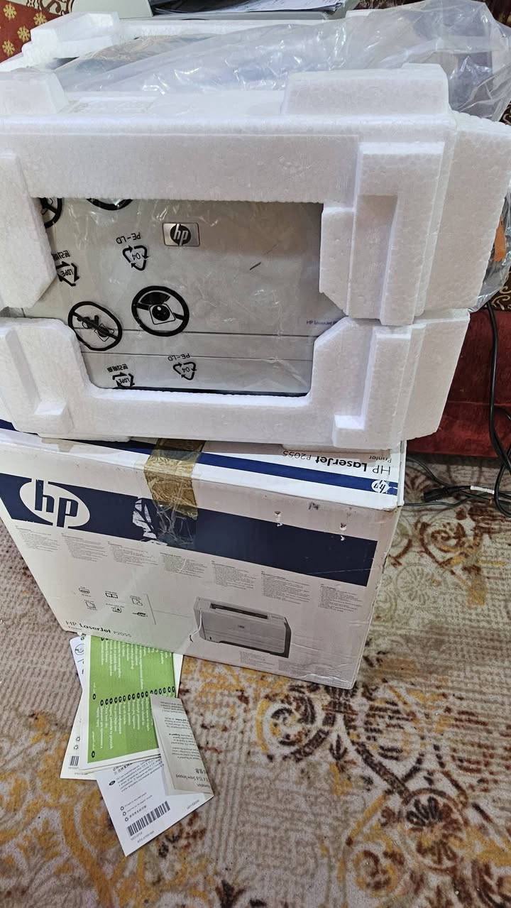 طابعة ليزرية hb laserjet pro 2055
طابعة  جديدة مسحوب كم ورقه شي بسيط 
ابيض واسود  
سرعتها  30نسخة بالدقيقة 
طباعة سحب بدون استنساخ 
تطبع من الموبايل والابتوب  من خلال كيبل
مستخدم نظيف ضمان 
مجرين للورق داخلي تقريبا 300ورقة 
ومجر ثاني 150 ورقة
طابعة قوية تتحمل جهد قوي ملائمة للمكاتب والطلاب 
تسحب ملفاتpdf  بدقة علية 
السعر  110توصيل متوفر لكل المحافظات 
‎0783 272 3890
