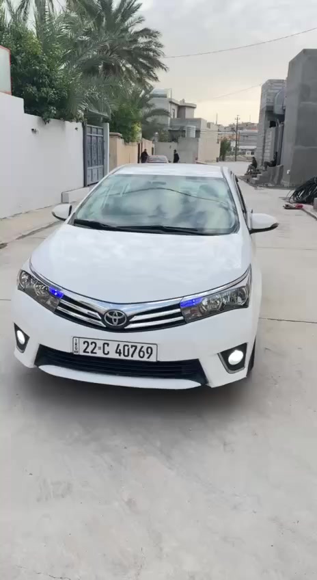 السلام عليكم...
كورلا 2015 ياباني اصل خليجية مكينة 2000 مكفولة كفالة عامة من التبديل والصبغ عدا بارد بسيط جدا في باب السكن مامبين نهائياً صدر امامي خلفي جديد مكينة كير بشرط بدون فتح 

شاشة 

كاميرا 

حساسات 

تحكم ستيرن 

جام اوتو 

مانع انزلاق 

داخل بيجي 

السعر 150 بيها مجال للشراي  مكان ديالى جلولاء 

رقم الهاتف ***********
