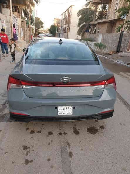 سلام عليكم الشراي يتصل 
النترا 2022 بدون لوحات صبغ حزام بسبب قرار المرور منع صبغ الوارد الامريكي حكيتها ورجعت لونها السعر 117 ورقة مكاني دوره 
***********
