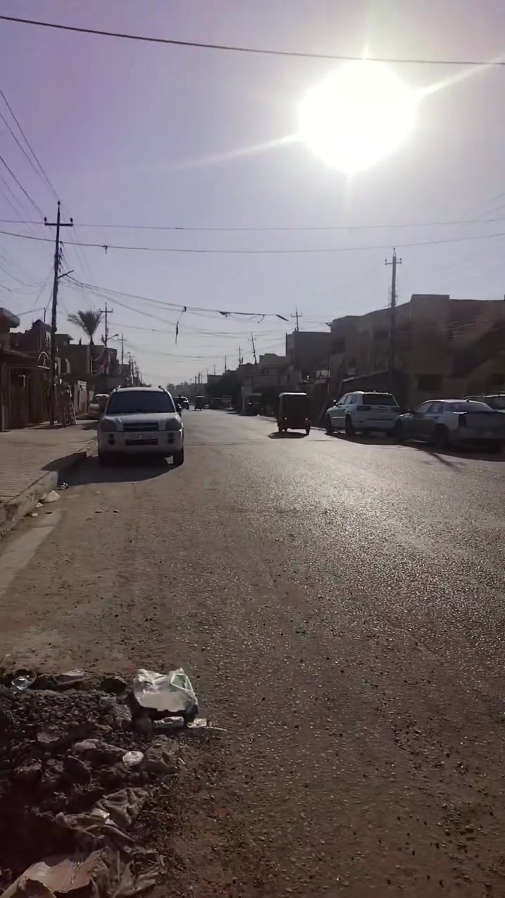 السلام عليكم بيت للبيع شارع ابو سمير المساحة ١٢٠ متر الواجهة ٦ متر نزال ٢٠ متر مطلوب للمصرف العقاري للاستفسار الاتصال ع الرقم ***********
