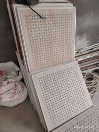 سقف ثانوي • مستعمل • نضيف