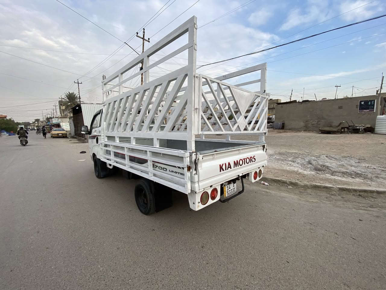 سلام عليكم كيا بنكو موديل 2018 رقم بصرة انلكيزي بسمي سنويه لل2030 شرط تحويل مكفوله من ضربه والكص صبغ بيهه  مكينه 2700 جديده كير اكسل نضيفات مدوشمه دواخل تخم تاير حلو محجر تفصال سياره جاهزه وبل عافيه عل ياخذهه 

مكاني بغداد مدينه الصدر الاورفلي

السعر ب102

***********

وتساب فقط ***********
