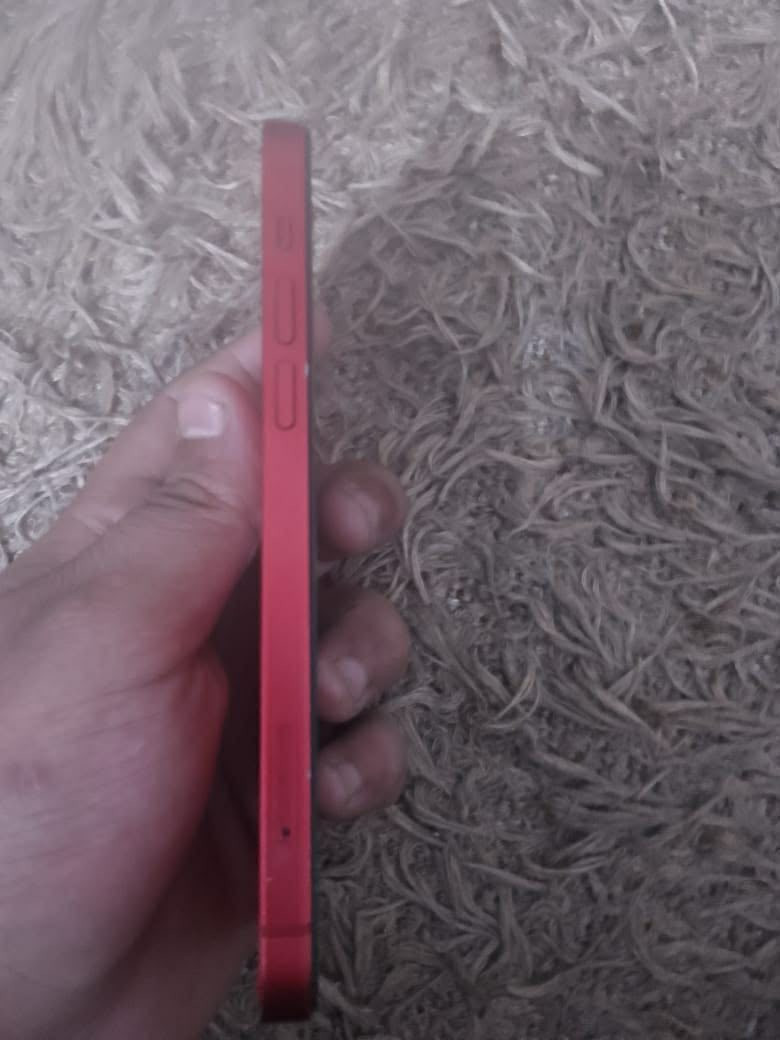 ايفون 12 سعر250  بس ضهر مكسور
لتلفون شرق اوسط 
شاشه مستبدله بس بلتلفون كامل بس ضمان ارقى شاشه بسوك وصل موجود نوعها ميكانيك

ذ 128
بطاريه 85
كامرات فول
اتصال فول
ضهر مفطور بس ميهم لان انطيك ويا كفر
بيع بس اذا مراوس ب13 وفوك مع فرق عادي 
واتساب *********** مكاني اعضميه
