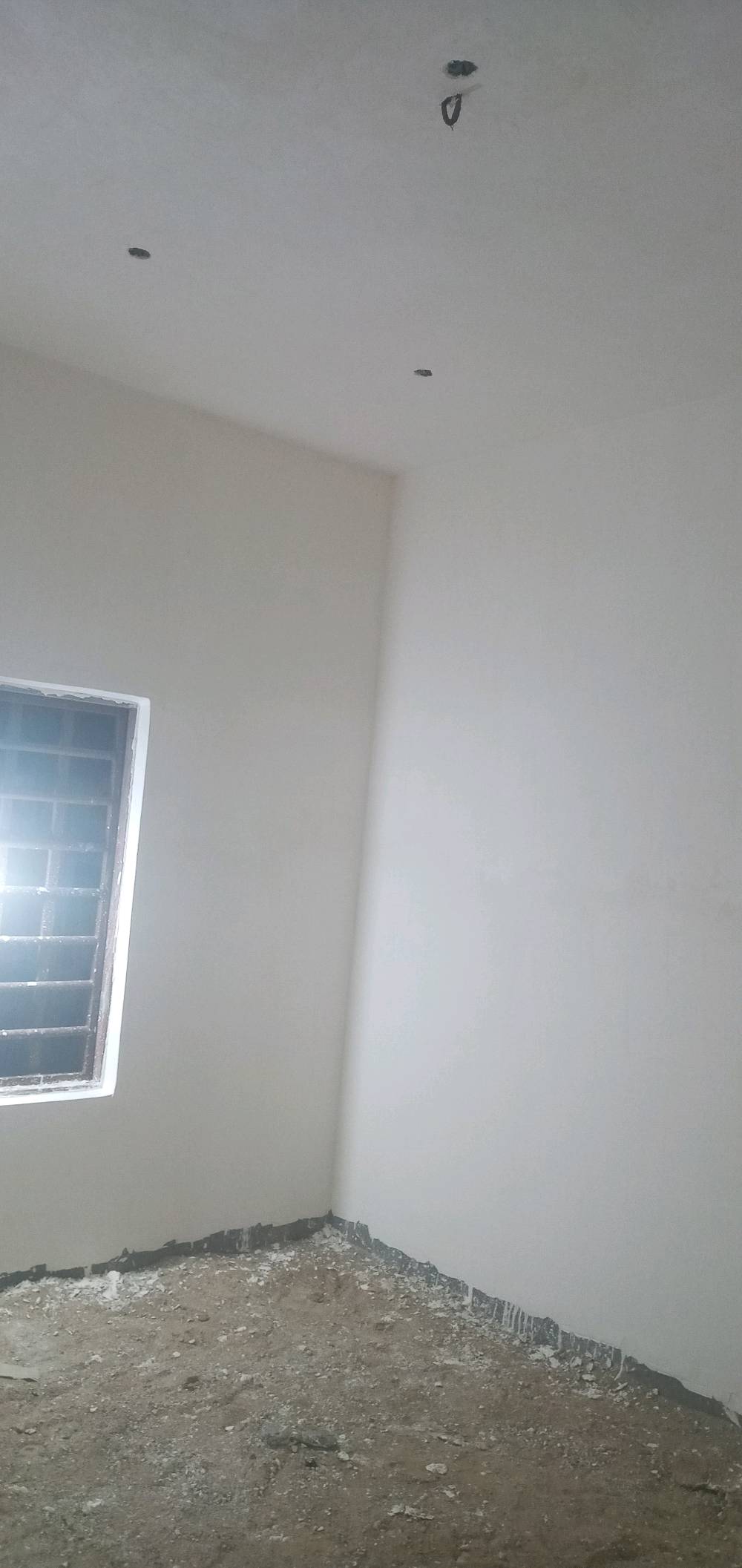 السلام عليكم خلفه بياض من البصره اشتقل بياض فقط هذه راقمي ***********