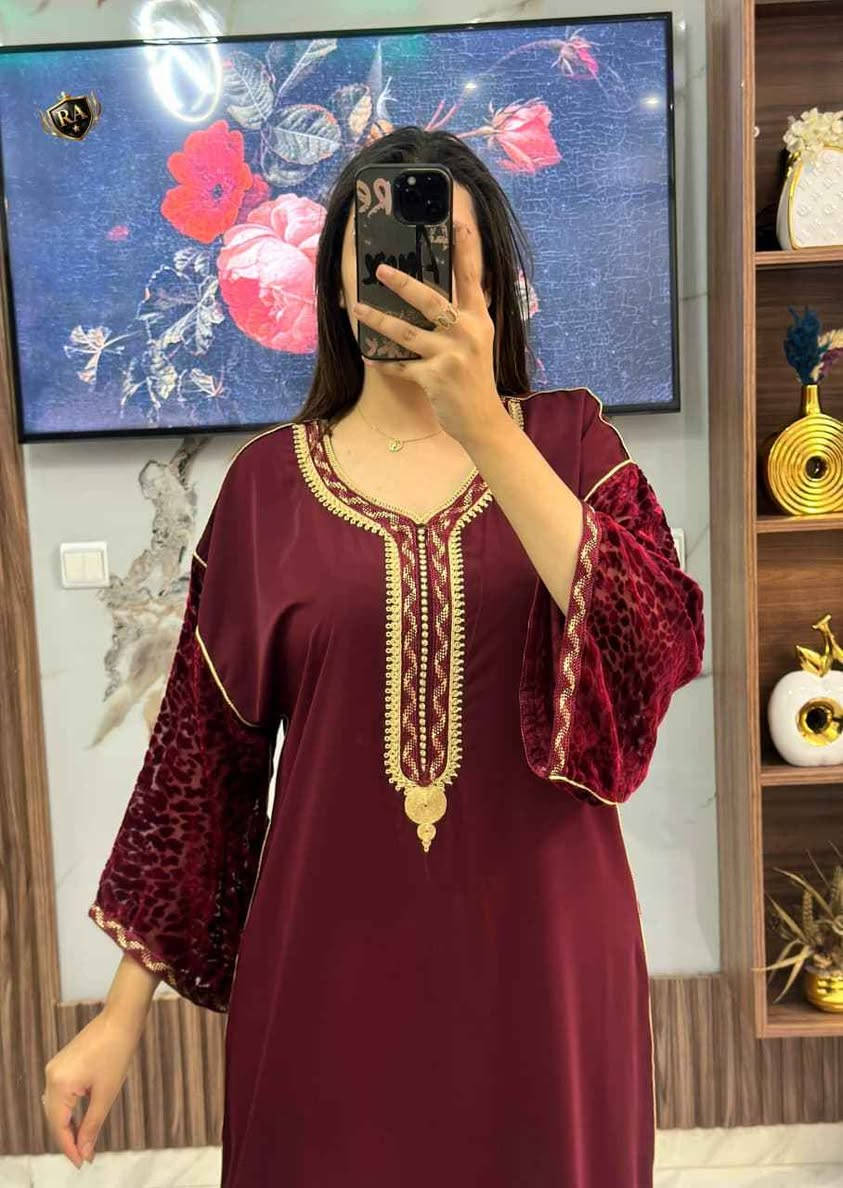 🟤💫  *جديد  new* 💫🟤
________________________________________
🟠قفطان  فصالة مخزنية 🛎 أنيق للافراح و المناسبات 
🟤ثوب كريب سامبل و كمام مبرة ثليجة حرة ✨من النوع الممتاز رطب و طايح 
🟠مخدوم بلقيطان و بالسفيفة أصلية 
🟤مطروز بالطرز كاطفيل ورباطي  بجودة و إتقان 
🟠⚡متوفر بألوان رائعة ⚡⚡

🟤المقاسات ⬇️⬇️⬇️⬇️
الطاي 1:    M   L   XL
الطاي 2:    XXL 3XL 4XL


**إذا كنت صاحب هذا الإعلان وتريد حذفه لأي سبب، رجاءا أرسل رسالة إلى الدعم الفني**