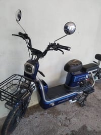 دراجة كهربائية • شحن طازج