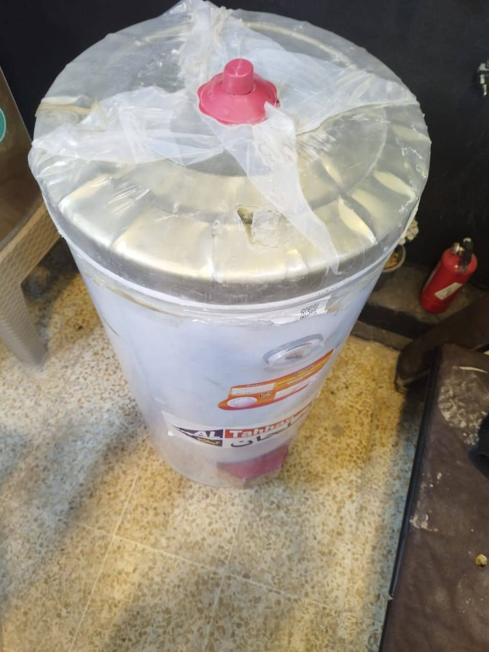 كيزر لبيع السعر 50الستفسار ***********شرط بعده بجيسه
