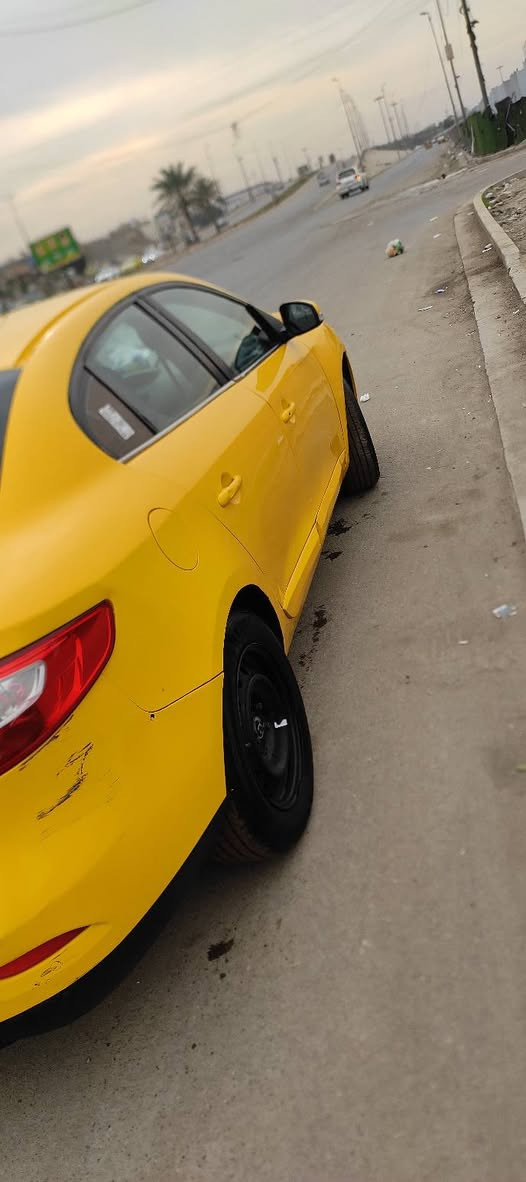 السلام عليكم شباب مرخصه الادمن سياره سامسونج ياباني نيسان رقم بغداد عارضها 60 ورقه
الهاتف ***********
