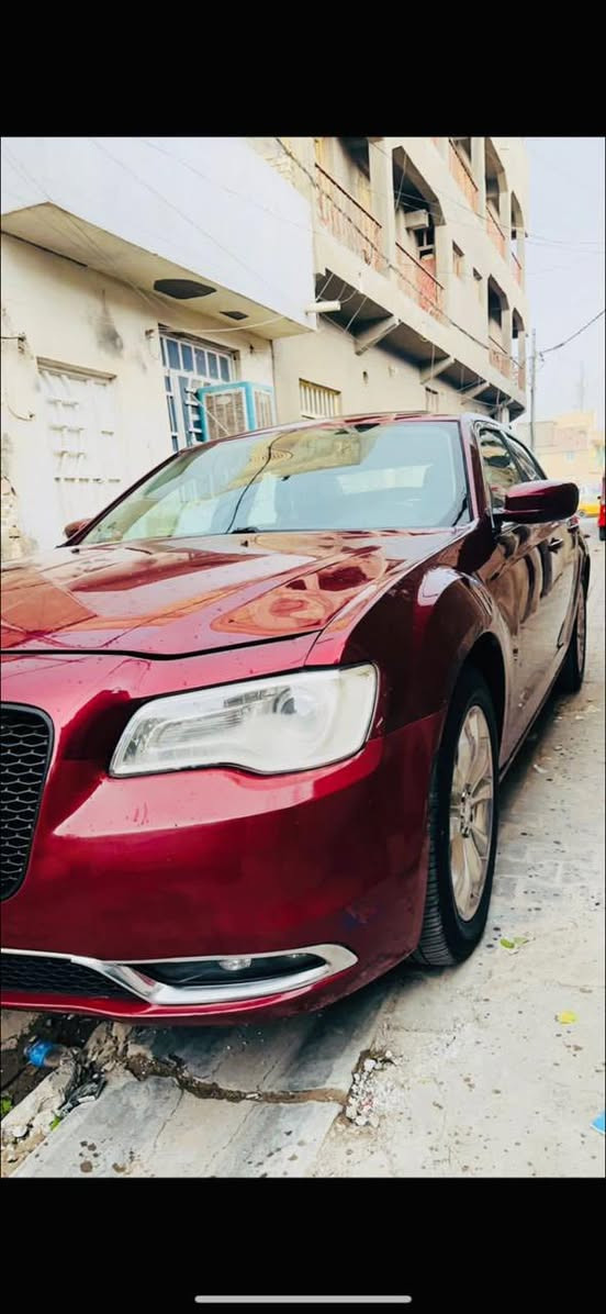 *سلام عليكم من رخصت الادمن
*اوباما كريسلر 🇺🇸300c موديل 17اصل 15  شركة هارلم مكفوله كفاله عده البنيد مبدل اصلي

*. فول موصفات لمتددت السياره بسمي تحويل مباشر
*. مكينة V6. 3600 فوريل 
*.  ماشية 140 الف Mil
*. رقم. بغداد الدولي الجديد
*   حساسات امامي خلفي وحساسات اطارات
*كشنات حضن ومساج 
*تحكم ستيرن تدفئة تبريد
*بنراما مقاعد الاماميه تدفئة تبريد اسود ملكي
* شاشه كبيره سماعات سستم بيتس
* تشغيل عن بعد دخول ذكي
*كامرة دواره محدد سرعه
*حدادية صدر امامي خلفي جديد كير مكينه بلادي ومكفول
*تخم تاير وتخم ويل جديد واصلي
*وباقي الموصفات معروفه السياره ما تصرف عليها دينار جاهزه للخير صور حادثها بالمنشور
*السعر: 175$وبيها مجال 💸
*الهاتف: ***********☎️
*المكان: بغداد م/الصدر
