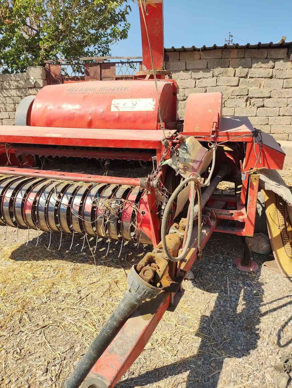 مکینة دگاگة للبيع نضيف و جديد كلشي شرط نوعية (جوكانلر اوزبايلتر)
موديل ٢٠١٥
عنوان قذاء بردرش قرب البعشيقة قرب موصل ***********
***********
