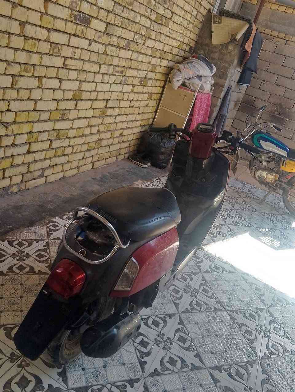 سلام عليكم. ماكس بوليس ما مفتوحة للبيع .دراجة كاملة كلشي شغال بيهة وتمشي خير من الله .سلف نكرة وحدة دبلاتها شغالة لايتات بكلايت شغلات  كاملة . سعر 625  مستعجل على البيع مو سعرهة .للأستفسار اوالاتصال على  الرقم *********** متواجد واتساب # المكان البصرة المدينه
