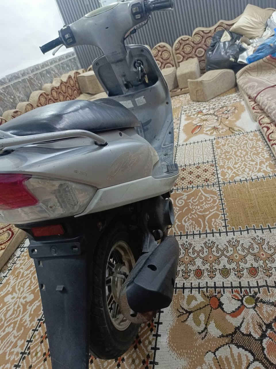 سلام عليكم دراجه للبيع باله شرط وين مايعجبك افحص مكفوله كفاله عامه مكينه صوته ناعم وبرغي مامفتوح منه كهربائيات سلف هندر كلشي شغال مكاني رميثه سعر خاص جيب وياك مصلح وفحص ***********
