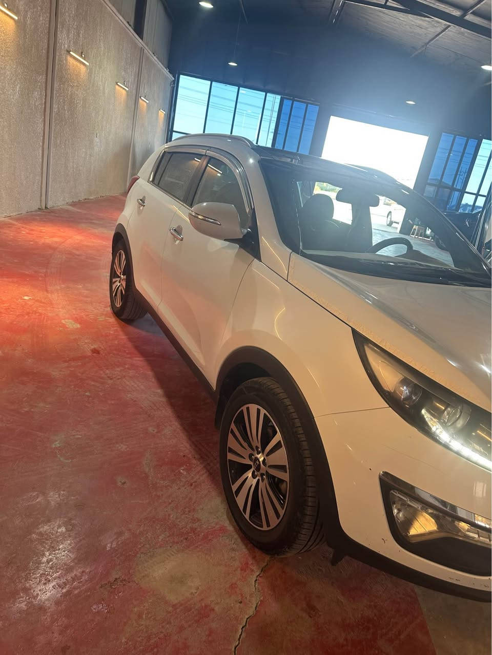 كيا سبورتج 2015 خليجي مكفوله من الصبخ والضرر ماشيه 170 الاف فول واحد على واحد فول الفول ومكفوله كير مكينه للمراوس او نقدا سعر 168 وبيها مجال مكان بغداد او ديالى *********** بغداد, العراق
