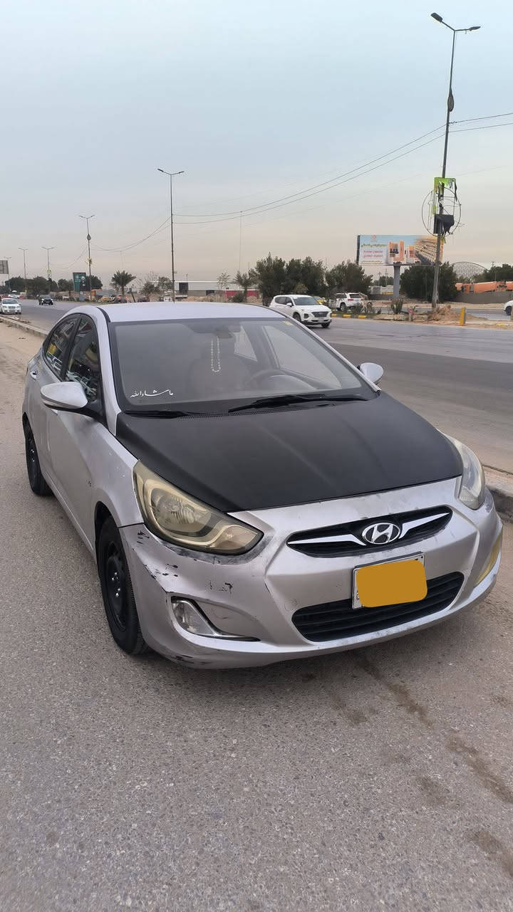 السلام عليكم
اكسنت رصاصي فضي مديل 2013 خليجي محرك 1600 
للاستفسار أكثر 👈 ***********  الرقم ننفسه بي واتساب....
