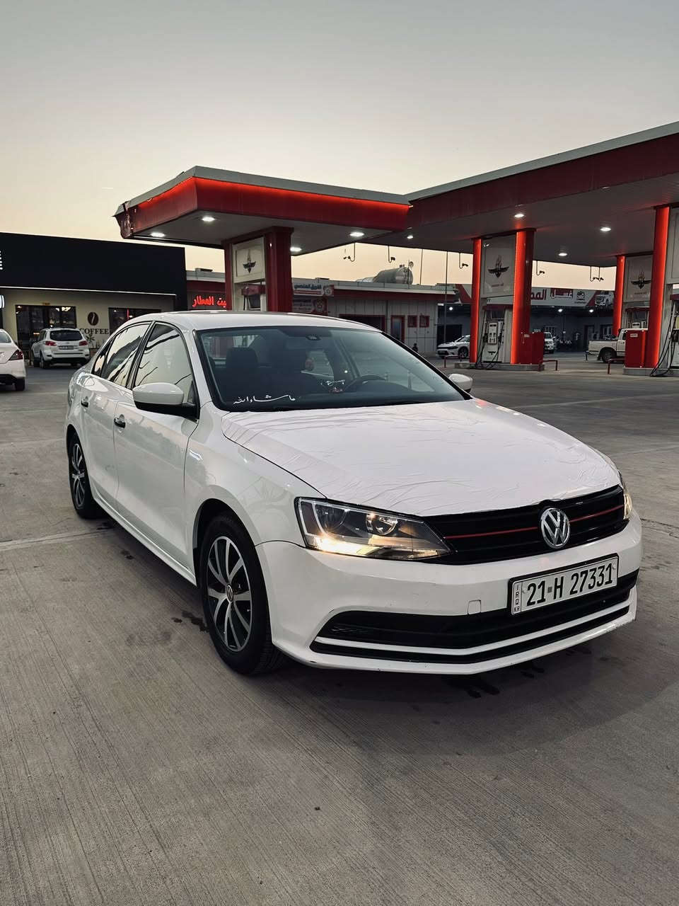 السلام عليكم 

فولكسواكن جيتا للبيع  محرك 14t اوتو كير ومكينه كفاله

موديل 2017

مواصفات S    
السياره الرقم سليمانيه  

الحادث. بونيد صبغ مع نص جابرلغ امامي  وبل هلال الخلفي شبر صبغ 

وكوبن بانزين موجود

السعر /128.       مكان السياره كركوك
 
 سنويه هزه كلشي جديد سياره بسمي 
رقم الهاتف /***********
