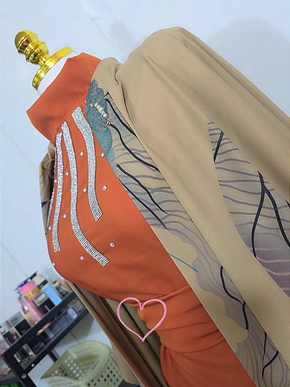 حُبُّ فَاطِمَة هوَ الَّذِي يُؤجِّجُ حُبَّ عَلِيّ فِي قلوبنا، وحُبُّ عَلِيّ العلامةُ الحقيقيَّة الكاملة الَّتي تدلُّ على أنَّنا نُحبُّ مُحَمَّداً وآلَ مُحَمَّد (صَلَواتُ اللّهِ عَليْهم).
مساء الخير حبايبي خياطي حسب الطلب ❤️❤️


**إذا كنت صاحب هذا الإعلان وتريد حذفه لأي سبب، رجاءا أرسل رسالة إلى الدعم الفني**