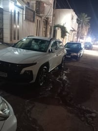 توسان 2025السياره ماشيه 4500السياره بحاله الوكاله فول عده فتحه السعر 2...