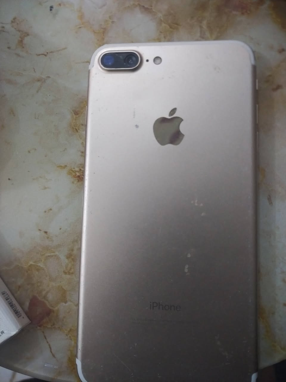 السلام عليكم أيفون iPhone7Plus

جهاز مثل ما موضح بل صوره مبدل بس بطاريه كامرات شغاله +بصمه كلشي شغال ذاكره 128 بس سماعة الاتصال وكفت وشاشه كسر بيها ما مأثر ع المس جهاز حلو  مراوس  او بيع  متواجد خاص أو وتساب ***********
