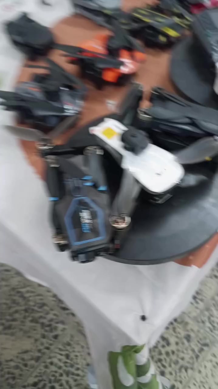 لعت درونات فلس ونص ...سعر 190الف وبالعافيه سعر قفل قفل قفل


**إذا كنت صاحب هذا الإعلان وتريد حذفه لأي سبب، رجاءا أرسل رسالة إلى الدعم الفني**