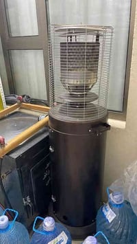 للبيع أغراض نظيفة قليلة الاستعمال صوبة غازية وفرن غازي وطباخ منضدي ست ...