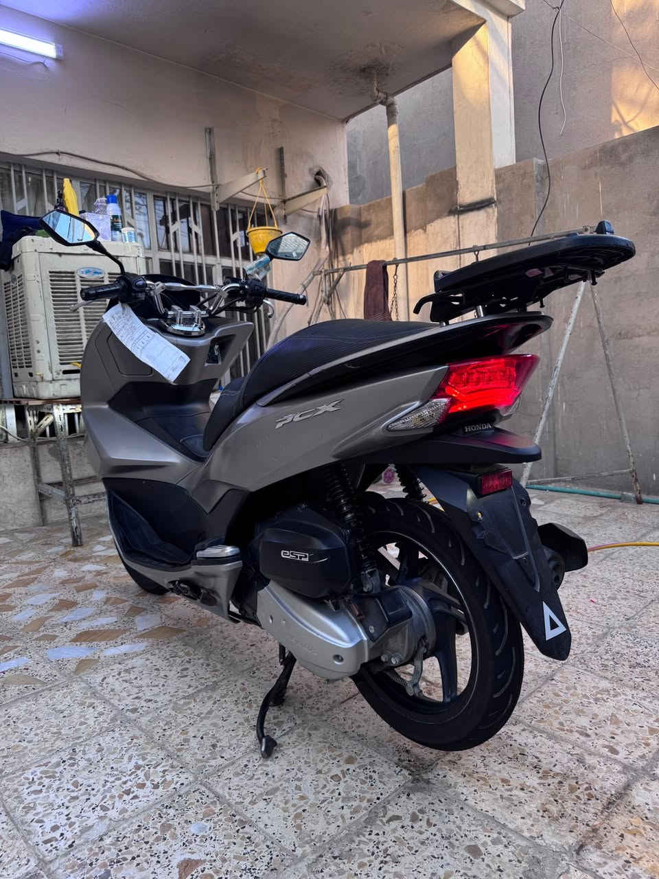 سلام عليكم PCX جيل الثاني ياباني JF
مصارلهة هواي من نازله كفاله الدراجه كفر ومكينه لوك
ماشيه 32k✅
سويجات ثنين✅
الورقه مال مزاد✅
مكينه125✅
حساس ستان حساس ازدحام✅
المنفيس والكتلوكات والعدة هم وياها
السعر16 وبيه مجال حك الجيه مكاني الامين الثانيه
شراي اتصل ***********
