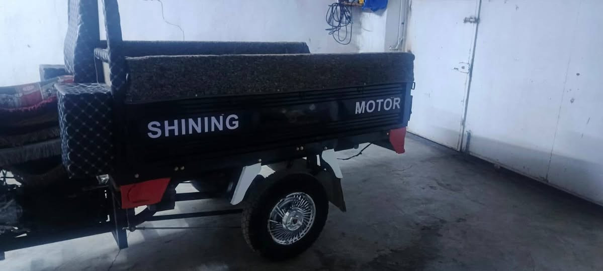 سلام عليكم اخوان هي الستوته للبيع موديل 20نضافه فول ماشاء الله اركبه شرط شاصي شرط ستوته كامله مكمه مال شقل بس مصبوقه السعر مليون 250اوبي مجال حك الجيه ***********
